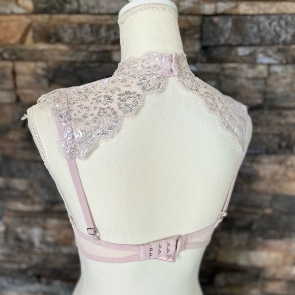 Victoria's Secret Sheer Lace Top in Light Pink - Picture 7 of 14